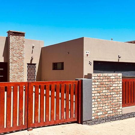 Otis Self Catering Leilighet Walvis Bay Eksteriør bilde