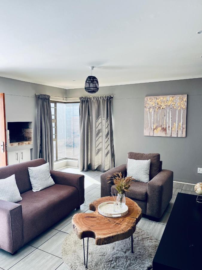 Otis Self Catering Leilighet Walvis Bay Eksteriør bilde